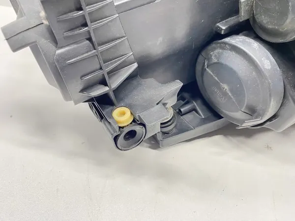 Vasen etuvalaisin H7+H9 VW Passat B8 2014-2019 image 8