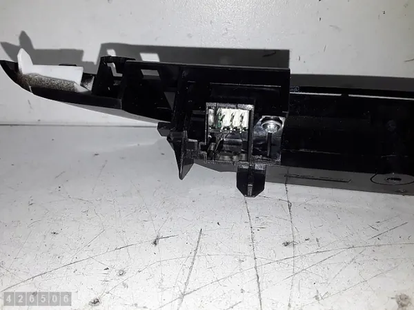 Módulo control climatización Citroen C5 Aircross OEM 98197167XU image 4