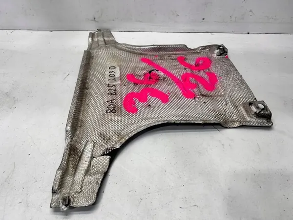 Audi Q5 Alustanssi OEM 80A825209D 36/26 image 3