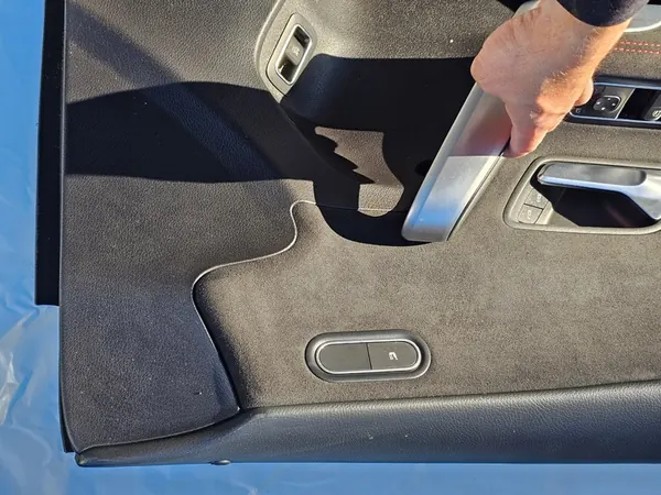 Linker Voorportierbekleding Mercedes W118 W177 Alcantara OEM image 4