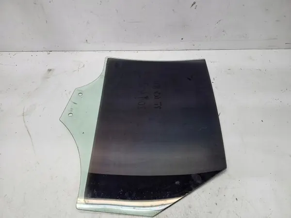 Cristal de puerta derecha usado OEM 8U0845206 Audi Q3 image 5