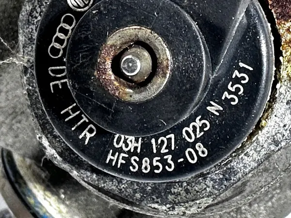 VW 3.6 V6 Bränslepump 03H127025N + Rails 03H133017P 03H133316M image 3