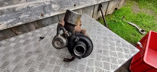 Turbo Ford Mondeo 1.8 90 KM 97FF6K682AD image 2