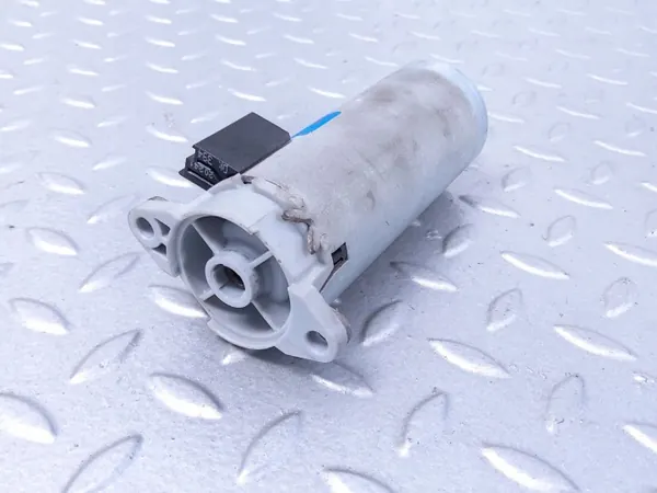 BMW 7 E65/E66 Sitzmotor OEM 1214101 image 3