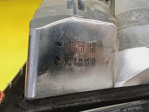 Luz Trasera Derecha BMW 3 E46 Lift Sedan OEM 6910532 image 9