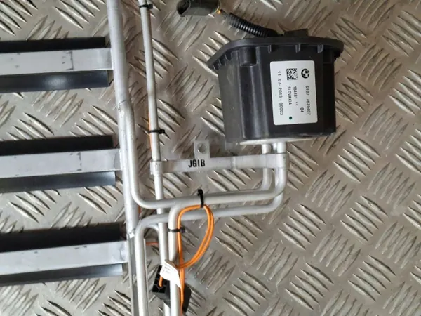 BMW i3 Hochvolt-Batteriekühler Heizelement OEM 7629407 image 9