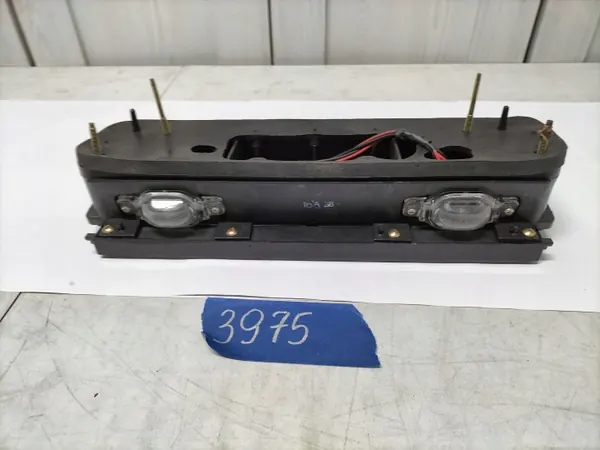 Luz de matrícula Ford Probe OEM 0674289 image 7