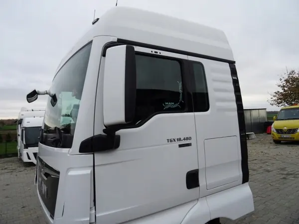 Cabine MAN TGX EURO 6 OEM M.m - Blanche d'origine image 8