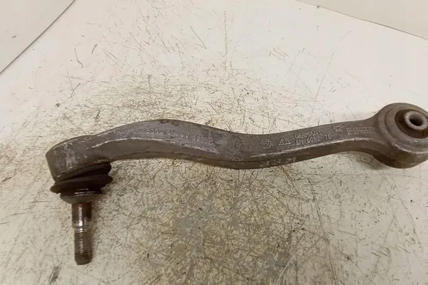 Braccio di Controllo Anteriore BMW 5 (E60) 2.0L Diesel 2009 image 3