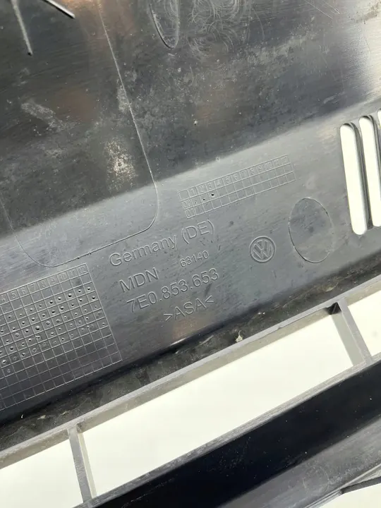 VW Transporter T5 Lift Front Bumper Grill 7E0853653 image 9