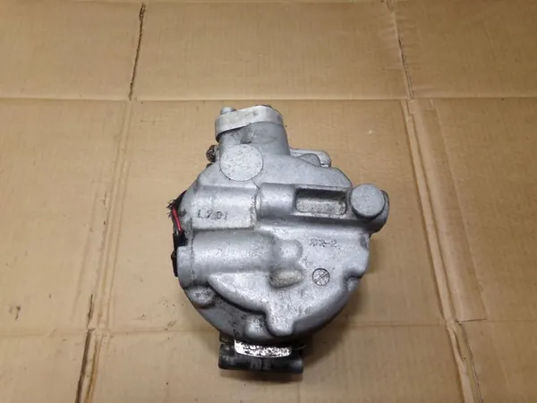 Compresor de aire acondicionado Mercedes-Benz E W211 0012301411 image 3