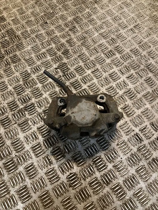 Mercedes-Benz C W203 Vasemman etu jarrusatula image 3