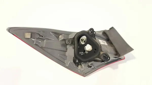 Lámpara Trasera Derecha Toyota Corolla E16 Lift image 4