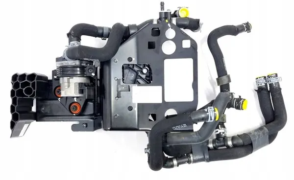 Vesipumpun putki Audi E-Tron 4KE965567B image 2