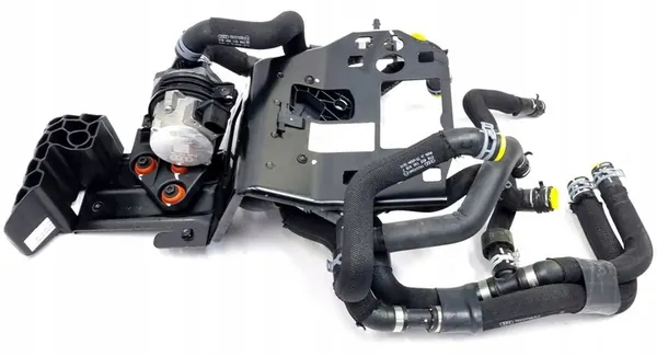 Vesipumpun putki Audi E-Tron 4KE965567B image 3