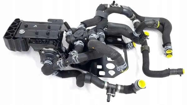 Vesipumpun putki Audi E-Tron 4KE965567B image 6