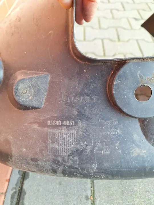 Oikea Etulokasuoja Renault Twingo III Lift 638404631R image 2