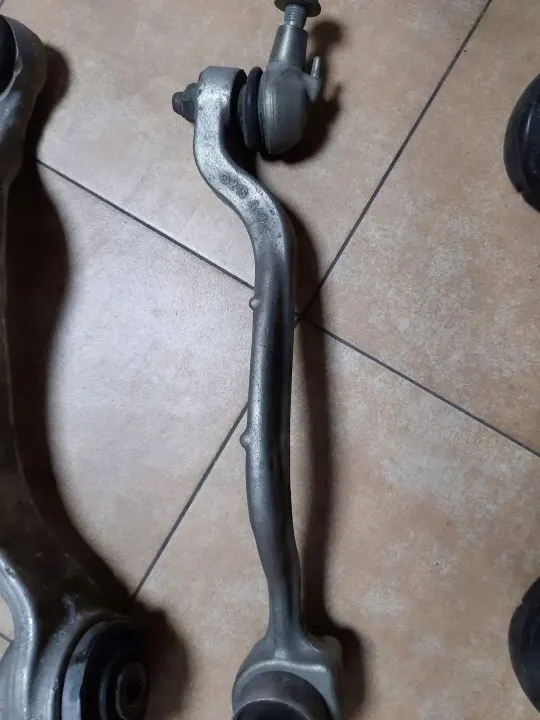 Oikea ohjausvarsi OEM 21804 Mercedes W212/W218 image 4