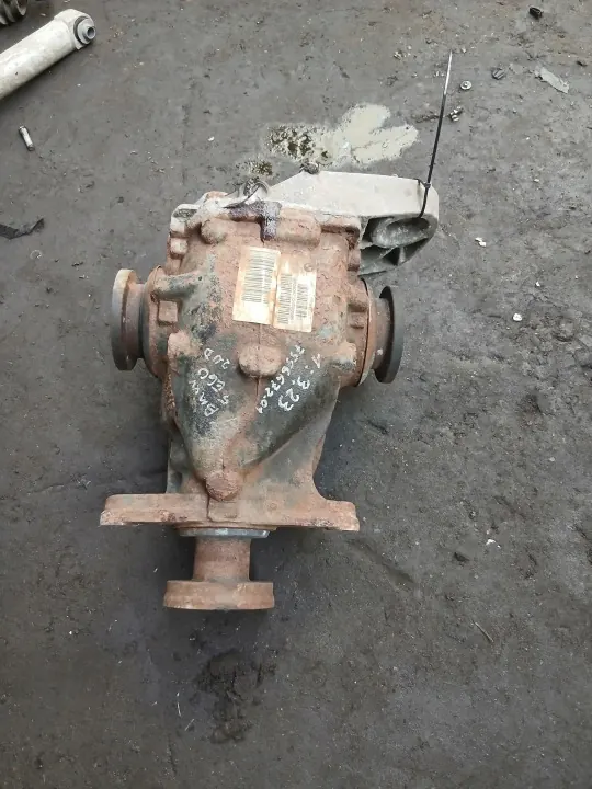 Hinterachsdifferential 3.23 OEM 7556672-01 BMW image 2