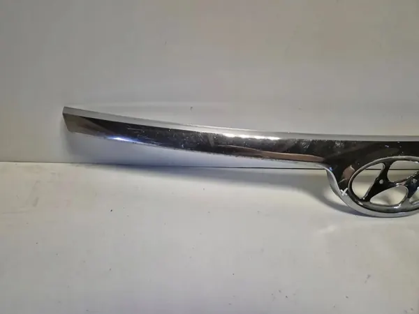 Hyundai i30 2008 Chrome Grille 86352-2L000 image 7