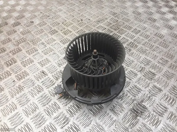 VW Heizungsgebläse OEM 35987694CD - Gebraucht image 2
