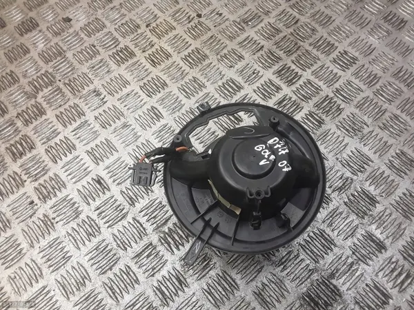 VW Heizungsgebläse OEM 35987694CD - Gebraucht image 3