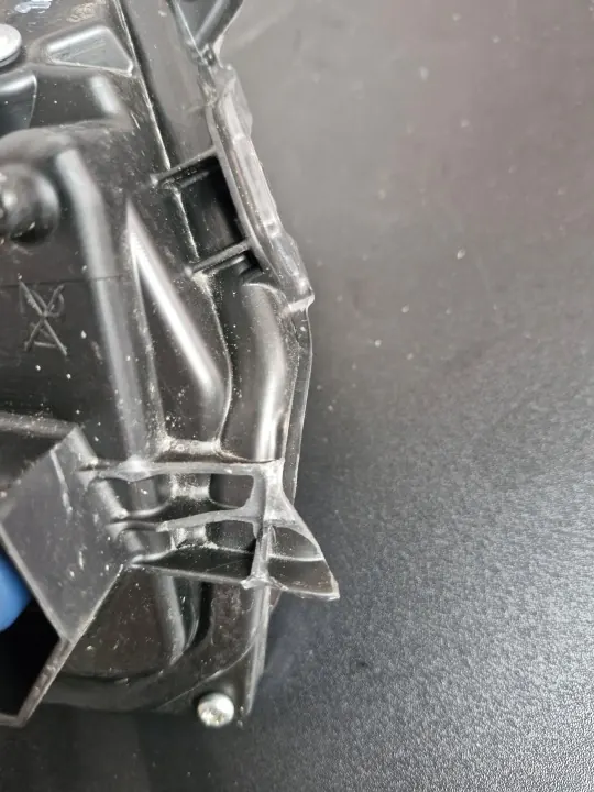 Phares halogène LEXUX OEM gauche pour Lexus UX 2018- image 4