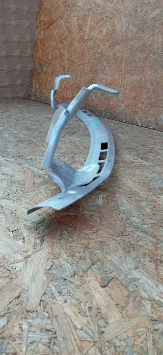 Suporte de para-choque dianteiro TESLA MODEL Y 1505433-00-B image 9