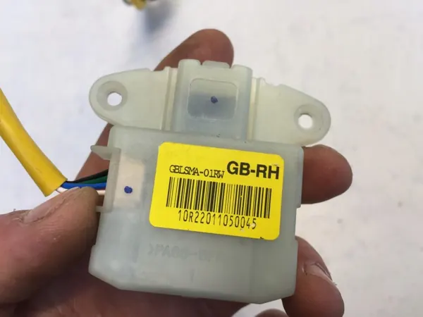 Sensor de marchas OEM 10R22011050045 para Hyundai i20 III 1.0 T-GDI image 3