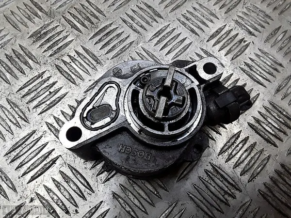 Pompe à vide de frein Peugeot 207 2007 1600hdi d1562c1 image 3