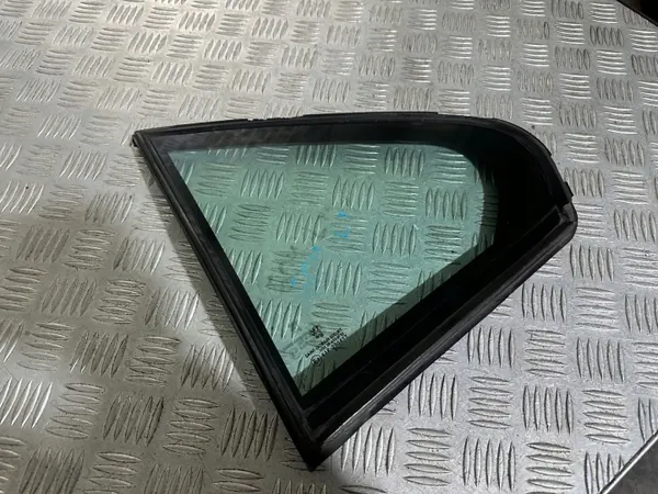 PEUGEOT 607 Achter Linker Kleine Deurruit OEM 03R AS2 M35 image 3