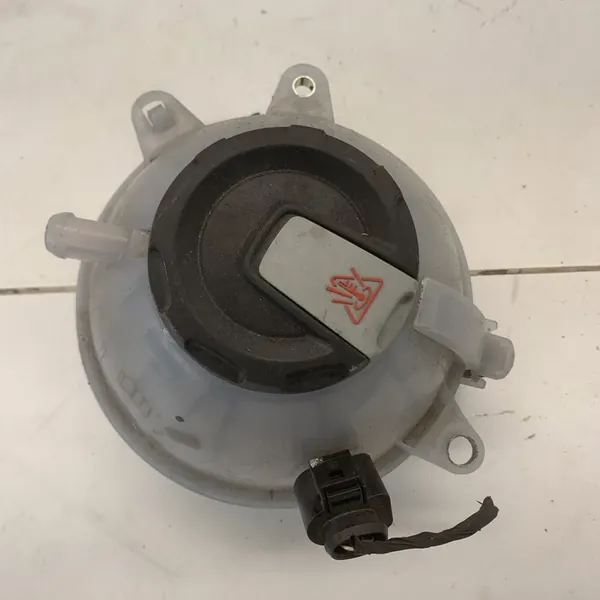 Reservatório de líquido de arrefecimento Audi Q5 II FY 80A 2.0 TDI image 2