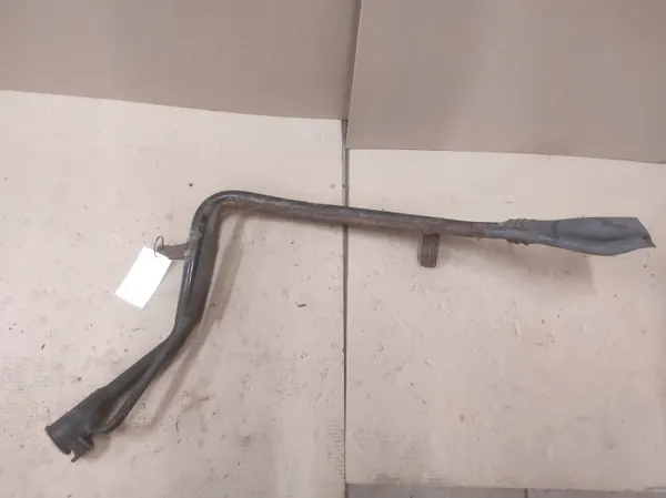 Pescoço de enchimento OEM JUT27686 para Mazda 6 image 2