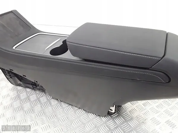 Accoudoir console centrale Tesla Model Y OEM 176680100a image 10