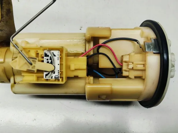 Brandstofpomp OEM 9GJ voor Toyota Yaris I 3D 1.0 VVT-i image 4