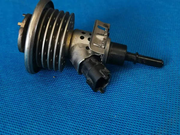 Inyector AdBlue Audi OE OEM 4H0131113A para SQ5 Q5 image 2