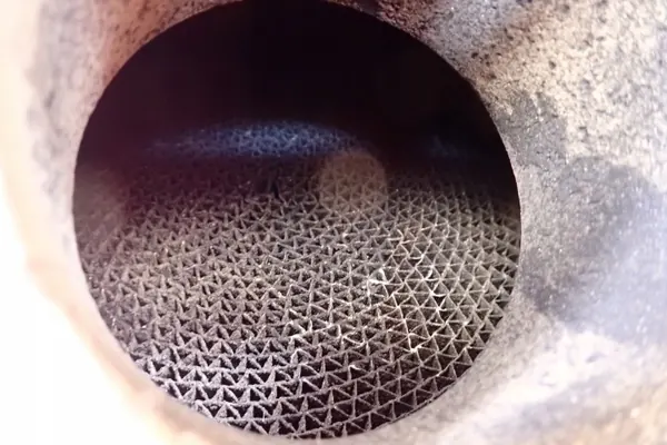 Catalyseur Audi Golf 1.9 TDI OEM 103R000016 image 8