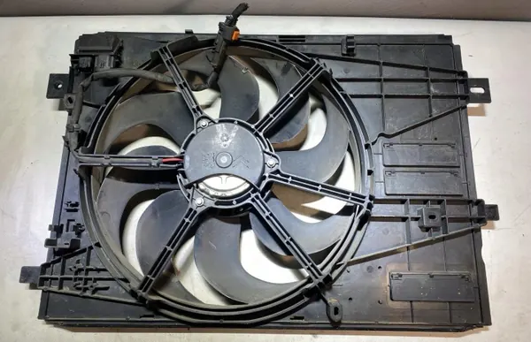 Radiatorventilator OEM 9806313580 voor Peugeot 308 2 T9 image 2