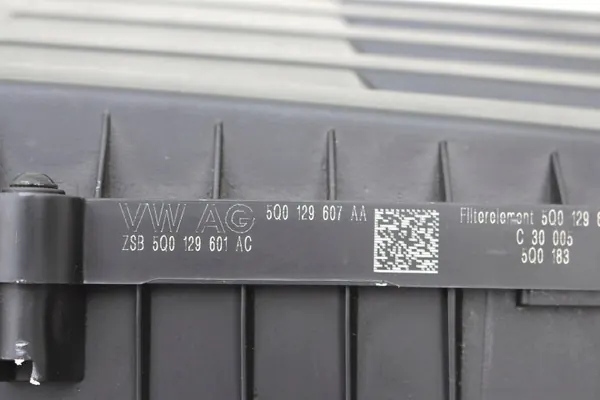 OEM luftfilter 5Q0129607AA för VW Audi Skoda image 4