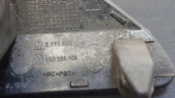 Tappo tergicristallo sinistro 5G0955109 VW Golf VII image 4