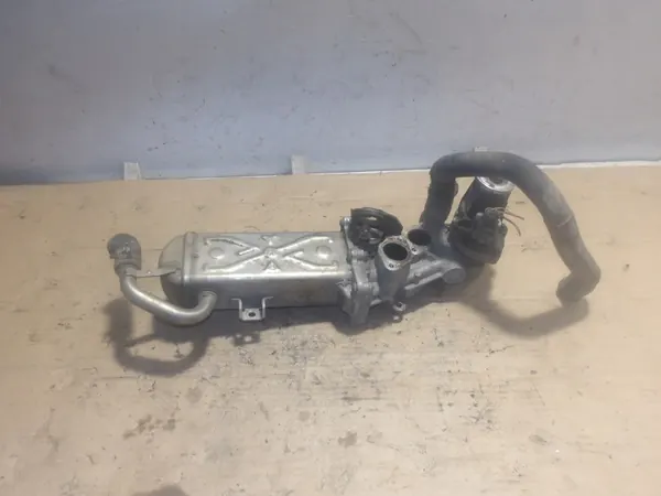 EGR-jäähdytin OEM 03L131512DO Passat B7 2.0TDI:lle image 3