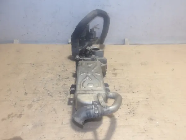 EGR-jäähdytin OEM 03L131512DO Passat B7 2.0TDI:lle image 4