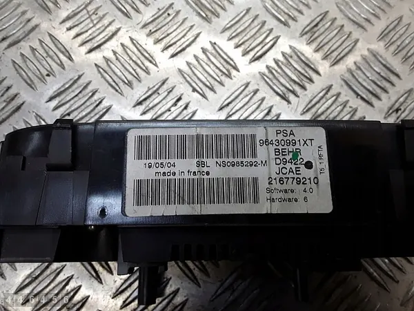 Module de contrôle climatique Peugeot 307 2004 image 8