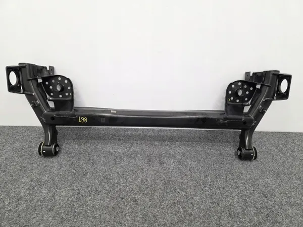 Viga do eixo traseiro OEM 55100J9000 Hyundai Kona image 2