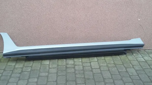 BMW I4 G26 Onderste Zijstoot Links OEM 8737087 image 2