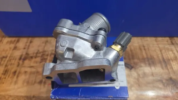 Thermostat Volvo OEM 31293699 - Unité Complète image 4
