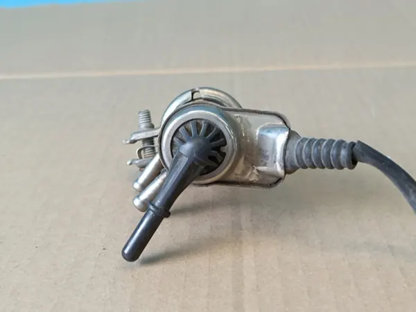 Injector AdBlue OEM 04L131113S para Audi Q5 II 2.0 TDI image 8