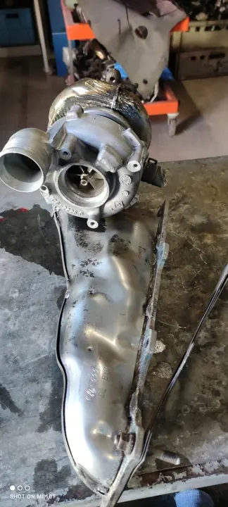 Turbo Audi OE 079145704F image 4