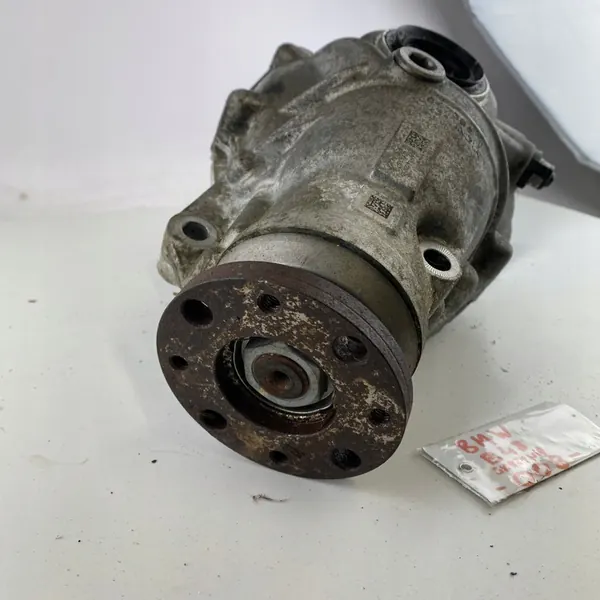 Compressor de Ar Condicionado BMW 2.0 G21 G22 G23 G26 G30 G31 OEM image 1