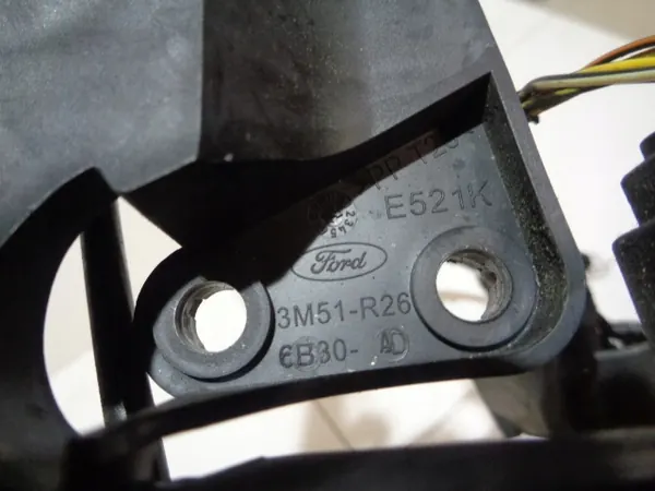 Höger Baklås Ford KUGA I 08-12 OEM image 4